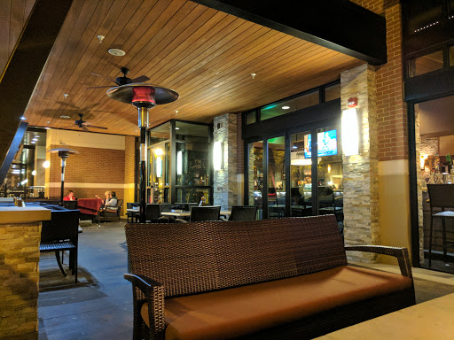 Italian Restaurant «Travinia Italian Kitchen & Wine Bar, Newport News», reviews and photos, 11810 Fountain Way, Newport News, VA 23606, USA