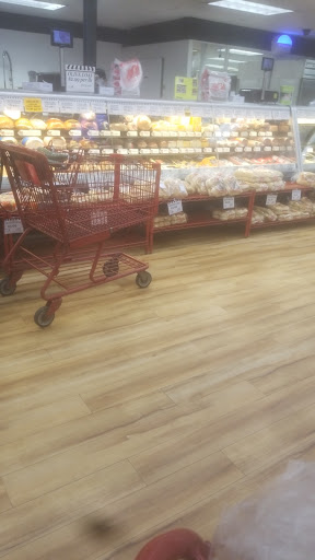 Supermarket «Budweys Supermarket», reviews and photos, 535 Division St, North Tonawanda, NY 14120, USA