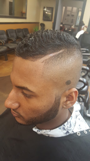 Barber Shop «Good Look Barber Shop», reviews and photos, 2580 Windy Hill Rd SE, Marietta, GA 30067, USA