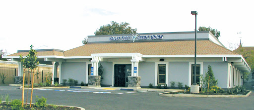 Valley First Credit Union in Oakdale, California