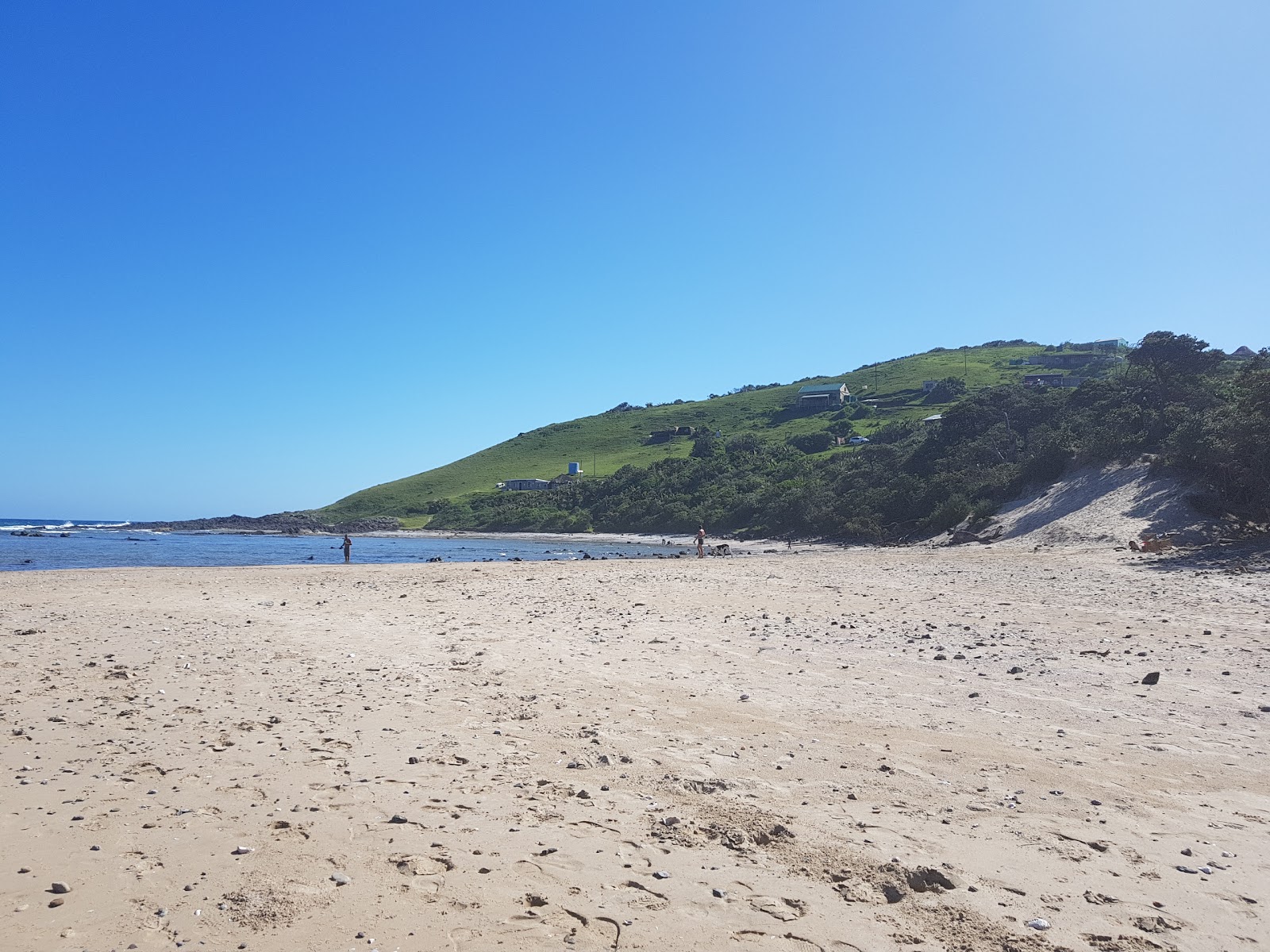 Umngazana beach'in fotoğrafı - rahatlamayı sevenler arasında popüler bir yer