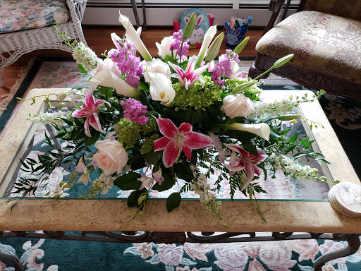 Florist «The Petal Pusher Floral Design», reviews and photos, 6 Elizabeth St, Derby, CT 06418, USA