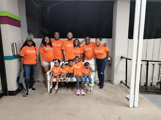 Bowling Alley «Pin Chasers Veterans», reviews and photos, 5555 W Hillsborough Ave, Tampa, FL 33634, USA