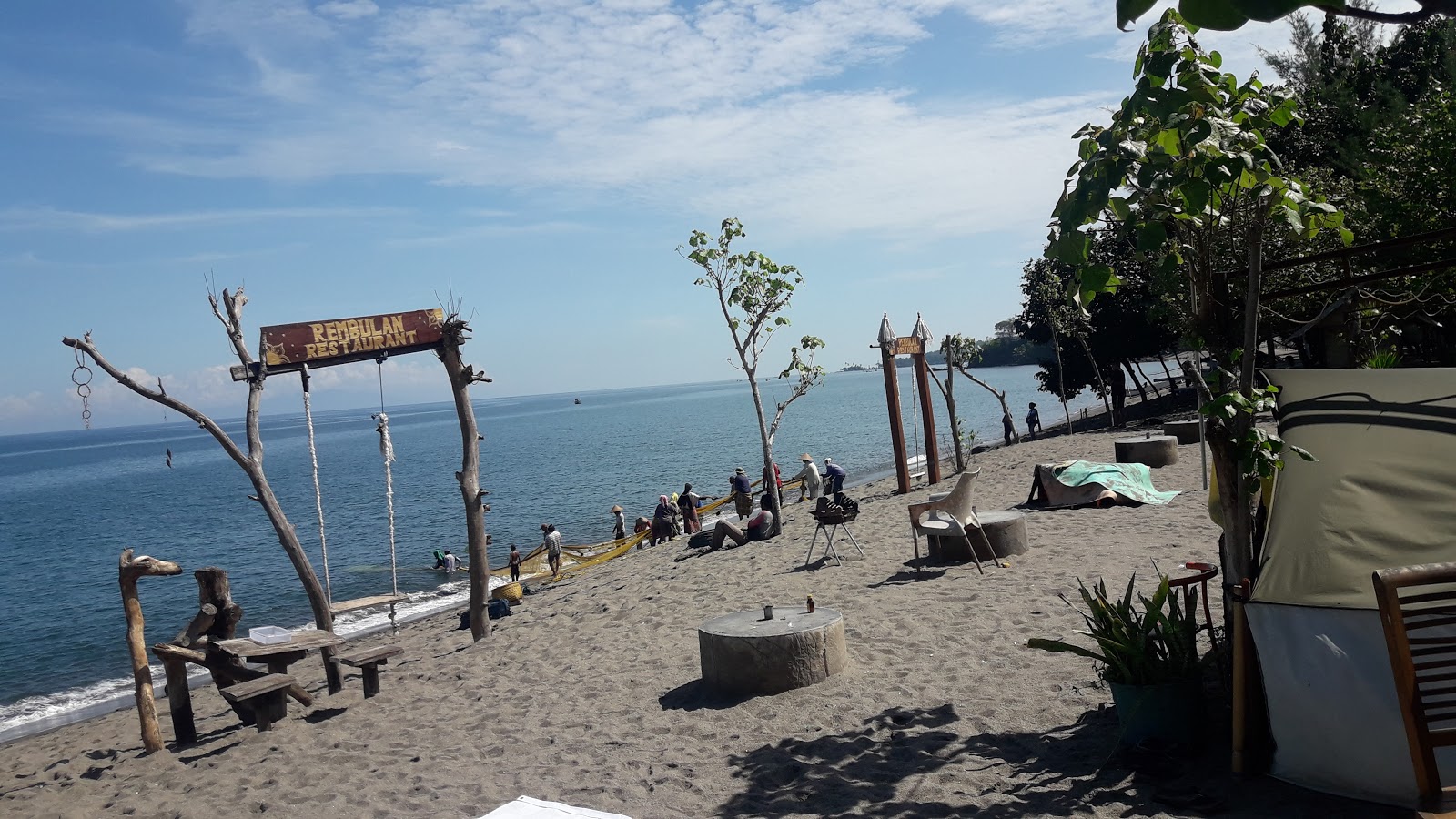 Foto de Montong Beach con muy limpio nivel de limpieza