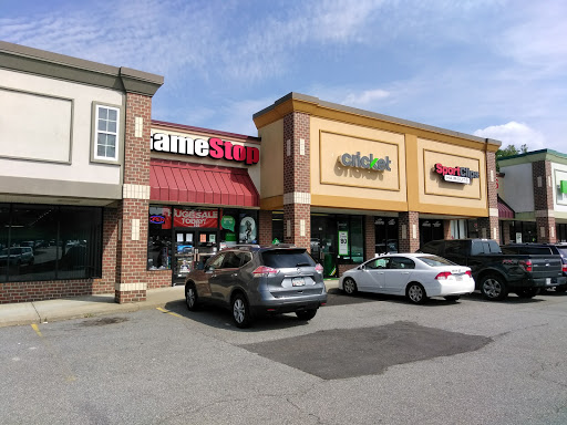 GameStop, 12186 GA-92 Suite 105, Woodstock, GA 30188, USA, 