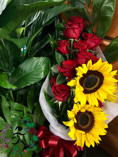 Florist «Fantasy Flower Shop», reviews and photos, 504 E Main St, Grand Prairie, TX 75050, USA