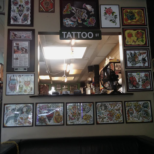 Tattoo Shop «Lucky Drive Tattoo Parlour», reviews and photos, 2228 4th St, San Rafael, CA 94901, USA