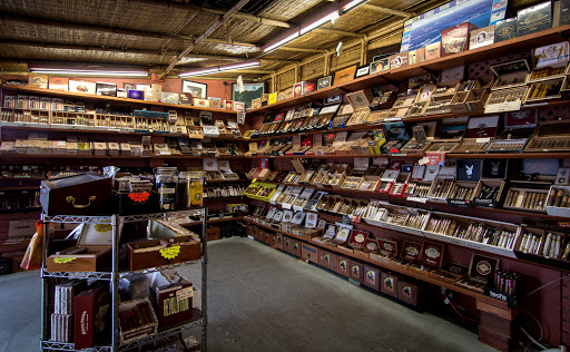 Cigar Shop «Cigar Hut», reviews and photos, 1172 Estero Blvd # 103, Fort Myers Beach, FL 33931, USA