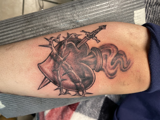 Explore pura vida tattoo ideas, creative tattoo ideas in Bethlehem, available at Valley Of Shadows