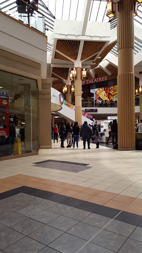 Shopping Mall «Stratford Square Mall», reviews and photos, 152 Stratford Dr, Bloomingdale, IL 60108, USA