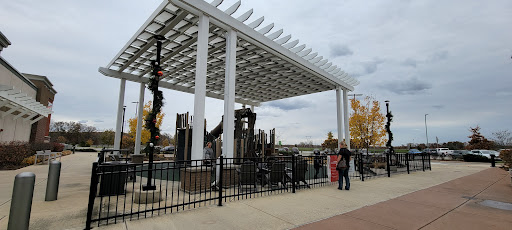 Sportswear Store «Columbia Outlet Store», reviews and photos, 400 South Wilson Road #480, Sunbury, OH 43074, USA