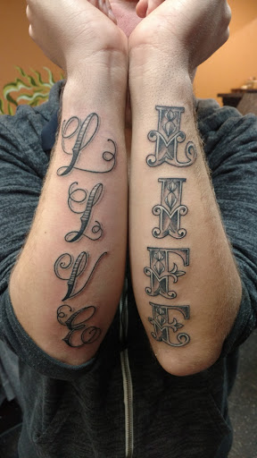 Tattoo Shop «Havana Street Tattoo», reviews and photos, 2712 S Havana St b, Aurora, CO 80014, USA