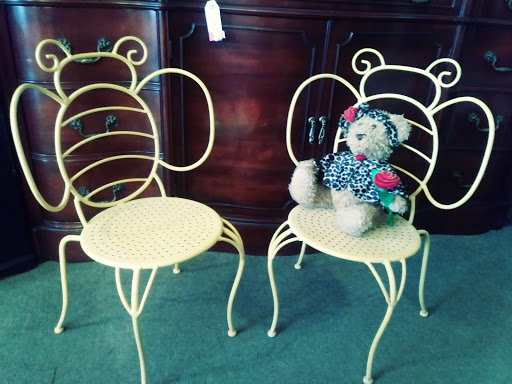 Consignment Shop «Upscale Resale Consignment Furniture», reviews and photos, 1432 Main St, Dunedin, FL 34698, USA