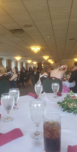 Golf Course «Monroe Golf & Country Club», reviews and photos, 611 Cole Rd, Monroe, MI 48162, USA