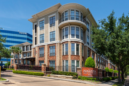 The Augusta Apartments in The Galleria Area of Houston