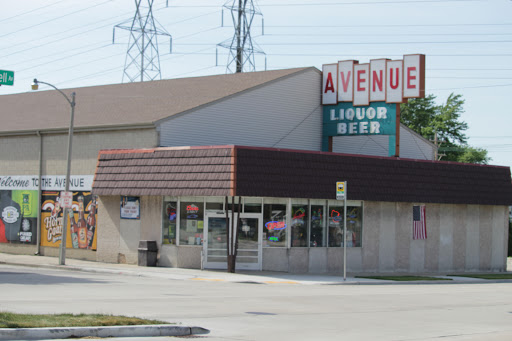 Liquor Store «Avenue Wine & Liquor Inc», reviews and photos, 4075 S Howell Ave, Milwaukee, WI 53207, USA