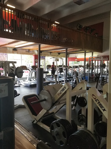Gym «Gym Calle Ocho (Miami Fitness Center)», reviews and photos, 833 SW 29th Ave #5, Miami, FL 33135, USA