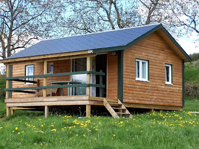 Les chalets de Cussy à Cussy-en-Morvan