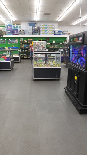 Pet Store «B & B Pet Stop, Inc.», reviews and photos, 5035 Cottage Hill Rd, Mobile, AL 36609, USA