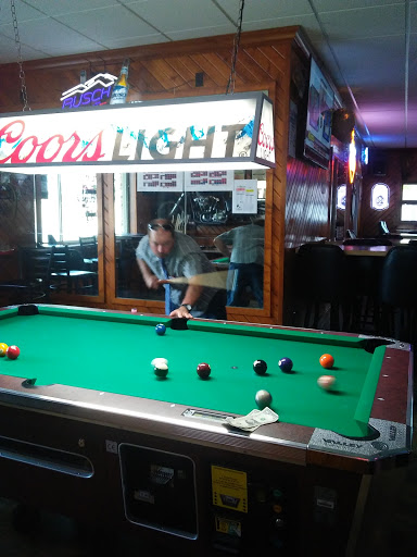 Bar «Orchard Inn Tavern», reviews and photos, 800 N 3rd St, Effingham, IL 62401, USA