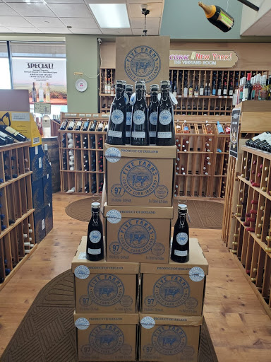 Wine Store «Long Island Wine & Spirit Merchants», reviews and photos, 1171 Jericho Turnpike, Commack, NY 11725, USA