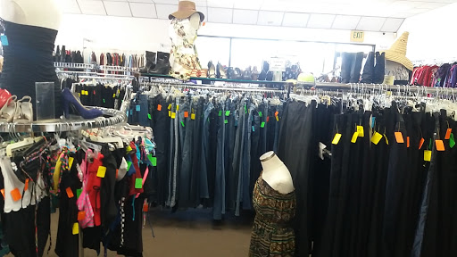Thrift Store «Highway City Thrift Store», reviews and photos, 5472 W Shaw Ave, Fresno, CA 93722, USA