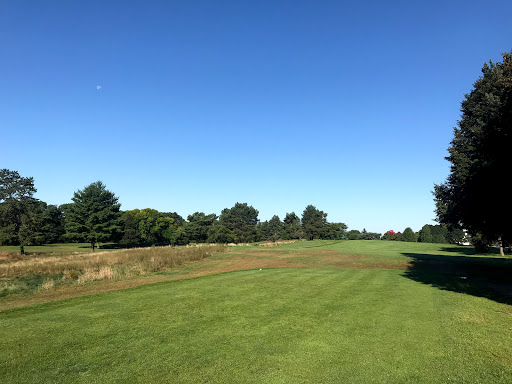 Golf Course «Unicorn Golf Course», reviews and photos, 460 William St, Stoneham, MA 02180, USA
