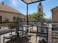 Atmosphère du Restaurant Le Bistrot de Lesches à Lesches-en-Diois - n°1