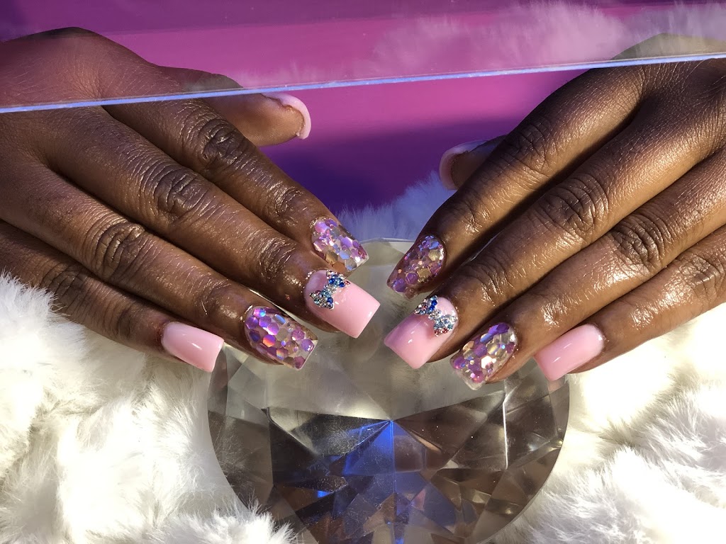 Woman of Elegance Nail lSpa 36105