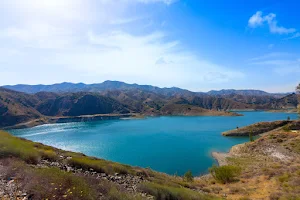 Embalse del Limonero image