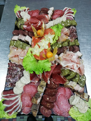 Boucherie charcuterie la belle rouge à Périgné