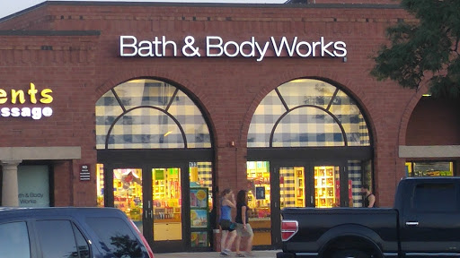 Beauty Supply Store «Bath & Body Works», reviews and photos, 1001 75th St, Woodridge, IL 60517, USA