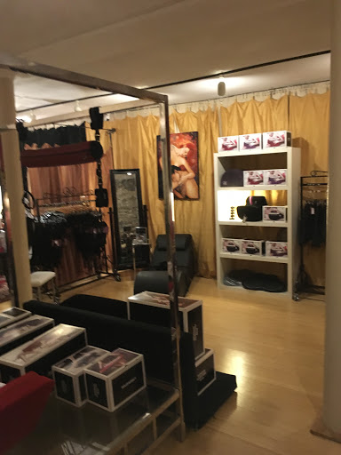 Lingerie Store «VaVaVooom», reviews and photos, 57 Broadway, Asheville, NC 28801, USA