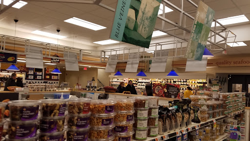 Grocery Store «Stop & Shop», reviews and photos, 24 Summerfield Blvd, Dayton, NJ 08810, USA