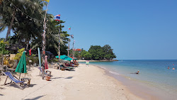 Bang Por Beach'in fotoğrafı - rahatlamayı sevenler arasında popüler bir yer