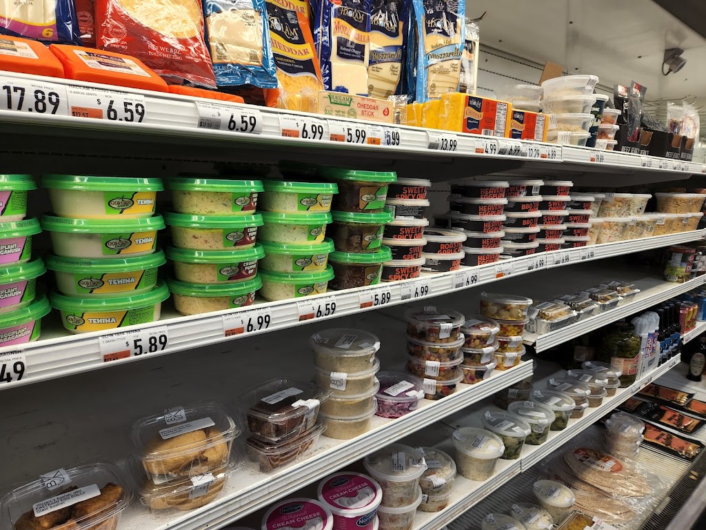 Nissan's Kosher Deli 14226