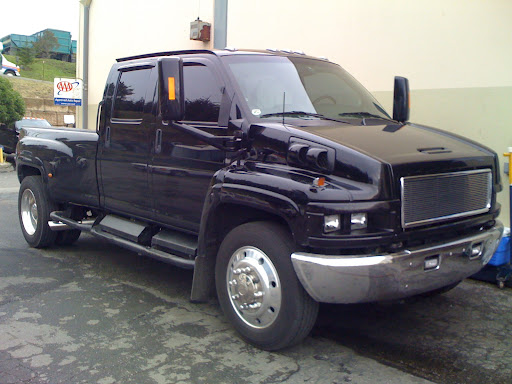 Auto Repair Shop «Half Moon Bay Auto Repair», reviews and photos, 149 Main St, Half Moon Bay, CA 94019, USA