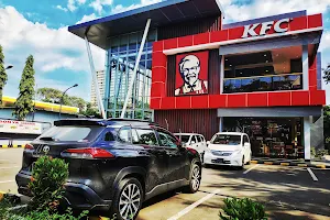 KFC Thamrin Lippo Cikarang image