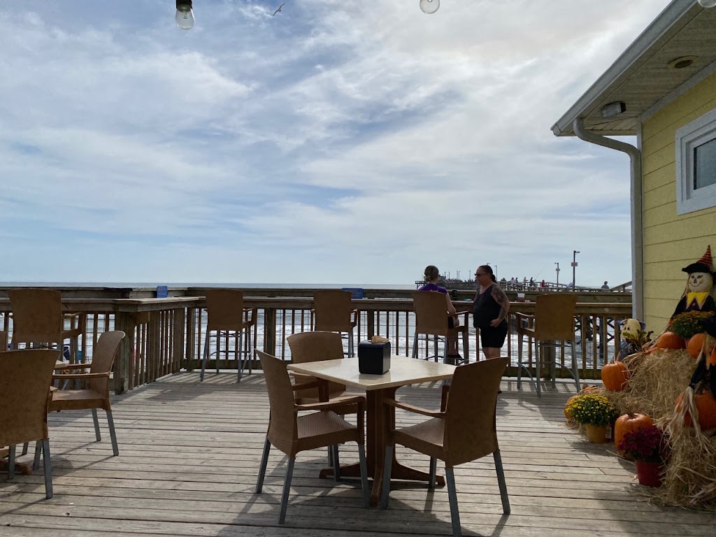 Boardwalk Beach Cafe 29582