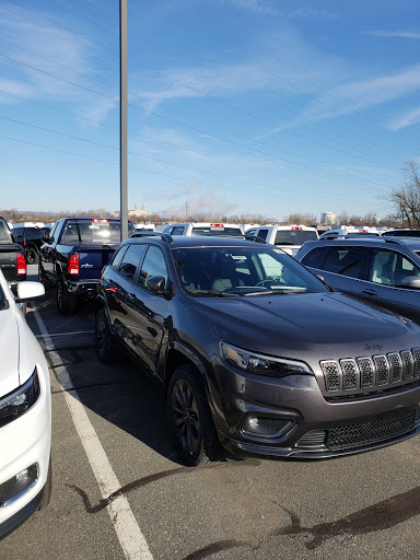 Car Dealer «Savage 61 Chrysler Dodge Jeep Ram», reviews and photos, 4645 Pottsville Pike, Reading, PA 19605, USA