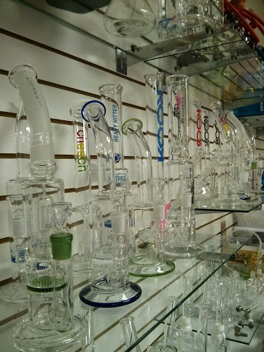 Tobacco Shop «Ryo Tobacco», reviews and photos, 4500 NE Sunset Blvd # A, Renton, WA 98059, USA