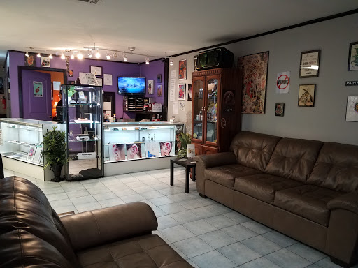 Tattoo Shop «Deja Vu Tattoo & Body Piercing», reviews and photos, 10466 Airline Hwy, Baton Rouge, LA 70816, USA