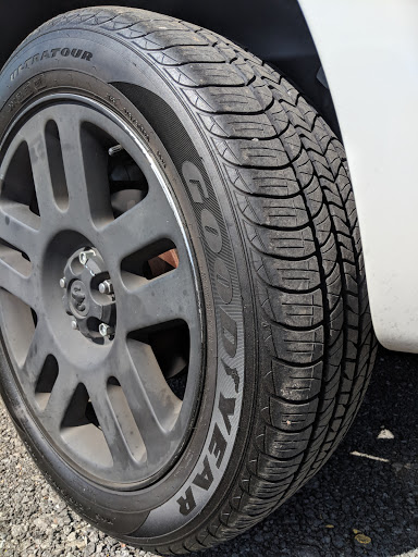 Used Car Dealer «Wolff Auto Sales», reviews and photos, 711 Providence Blvd, Clarksville, TN 37042, USA