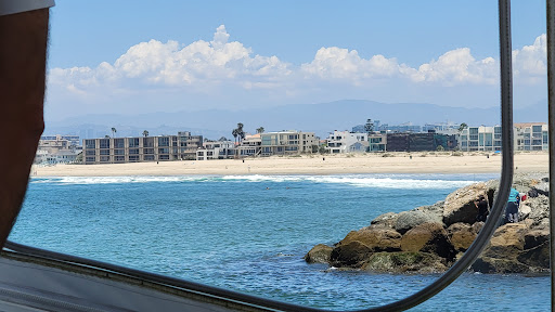 Yacht Club «California Yacht Club», reviews and photos, 4469 Admiralty Way, Marina Del Rey, CA 90292, USA