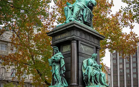 Ferenc Deák Statue image