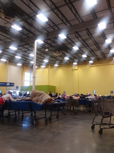 Thrift Store «Goodwill Brooklyn Park Outlet», reviews and photos