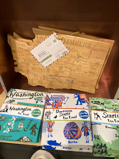 Gift Shop «Fireworks Gallery», reviews and photos, 196 Bellevue Way NE, Bellevue, WA 98004, USA