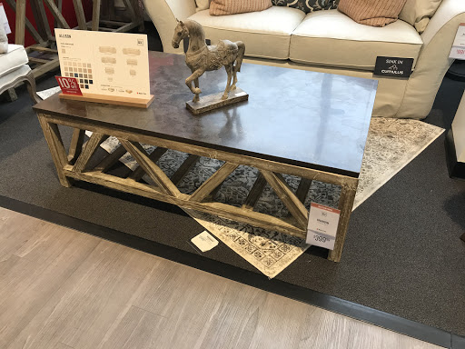 Furniture Store «Value City Furniture», reviews and photos, 2536 N Elston Ave, Chicago, IL 60647, USA