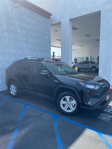 Toyota Dealer «Manhattan Beach Toyota», reviews and photos, 1500 N Sepulveda Blvd, Manhattan Beach, CA 90266, USA
