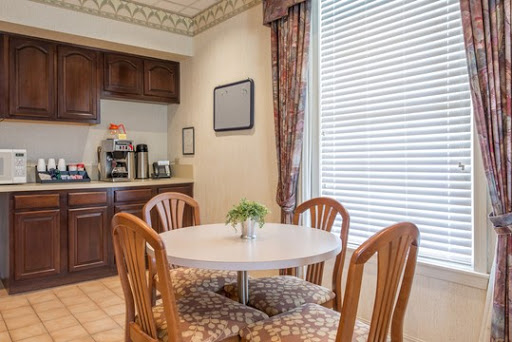 Funeral Home «Baldwin Fairchild Funeral Home», reviews and photos, 501 E Mitchell Hammock Rd, Oviedo, FL 32765, USA